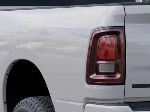 New 2026 RAM 3500 Big Horn AWD/4WD image 10