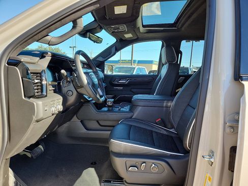 New 2026 GMC Sierra 1500 AT4X image 10