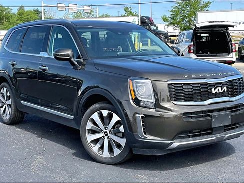 Used 2022 Kia Telluride S AWD/4WD image 38
