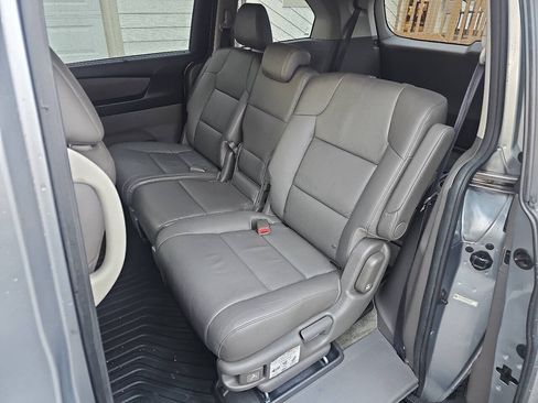 Used 2017 Honda Odyssey EX-L image 8