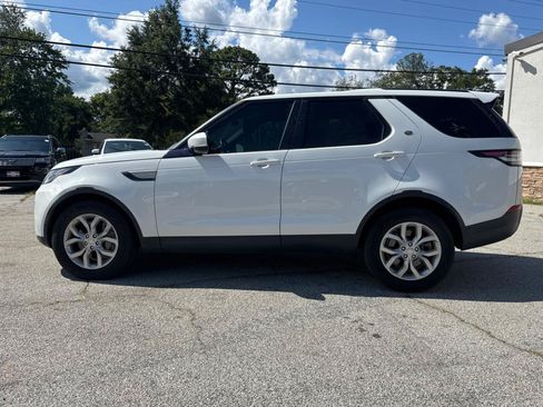 Used 2019 Land Rover Discovery SE AWD/4WD image 4