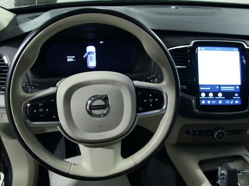 Used 2023 Volvo XC90 B6 Plus w/ Protection Package Premier AWD/4WD image 19
