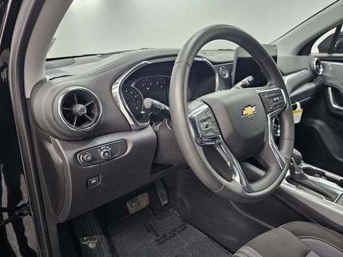 Used 2026 Chevrolet Blazer LT FWD image 10
