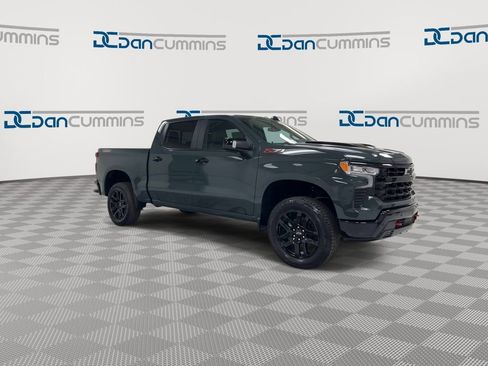 New 2026 Chevrolet Silverado 1500 LT Trail Boss w/ LT Trail Boss Premium Package AWD/4WD image 2