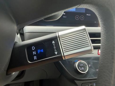 Used 2025 Hyundai Sonata SEL FWD image 19
