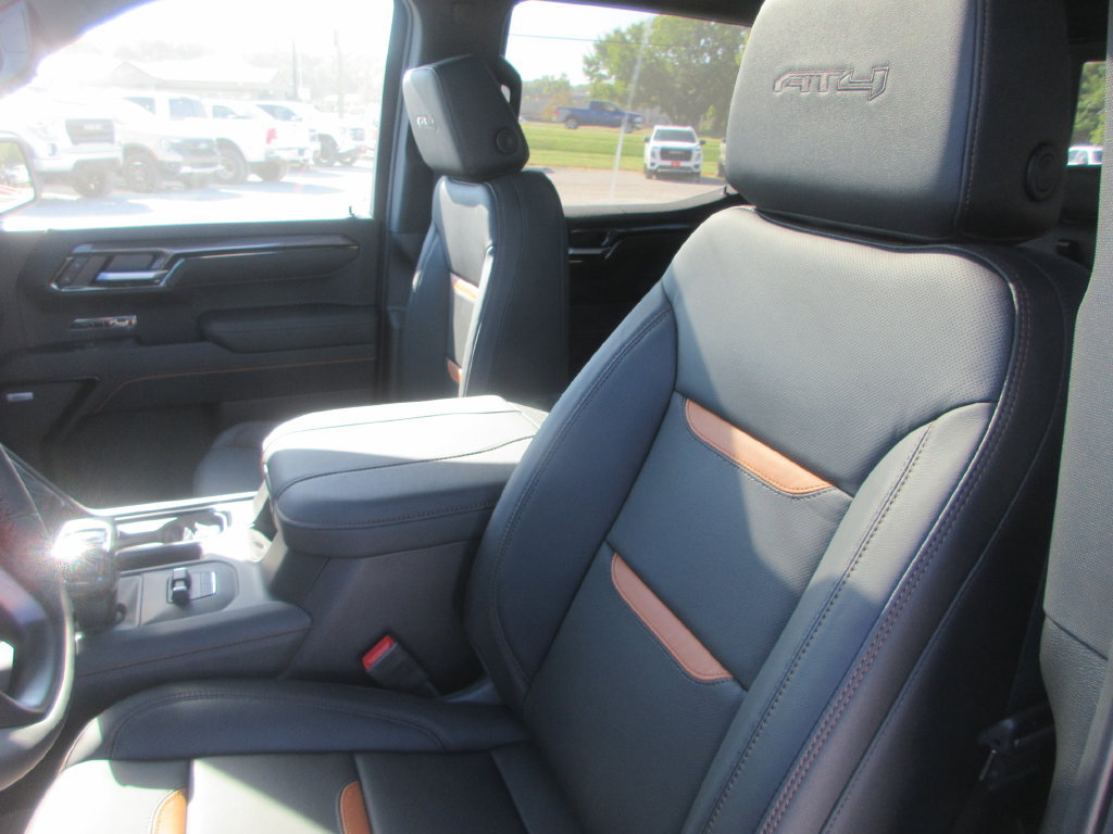 New 2026 GMC Sierra 1500 AT4 w/ AT4 Premium Package AWD/4WD image 13