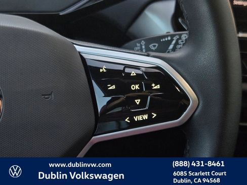 Used 2023 Volkswagen ID.4 Pro S AWD/4WD image 19