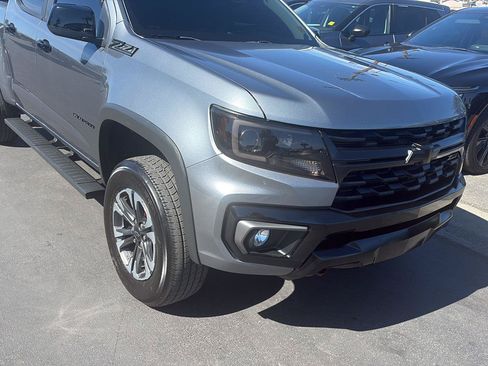 Used 2022 Chevrolet Colorado Z71 w/ LPO, Power Package RWD image 8