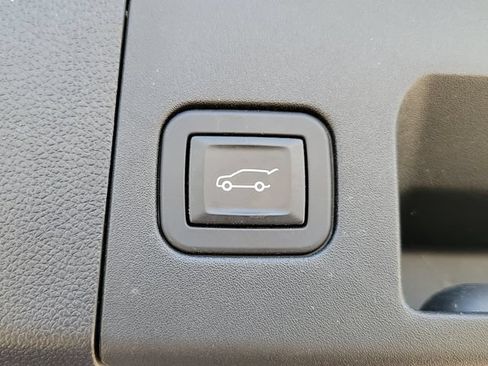 Certified 2024 Cadillac XT4 Premium Luxury w/ Active Safety Package AWD/4WD image 24
