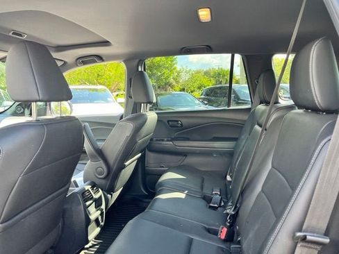 Used 2023 Honda Passport EX-L image 8
