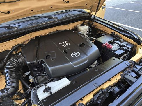 Used 2007 Toyota FJ Cruiser 4WD image 33