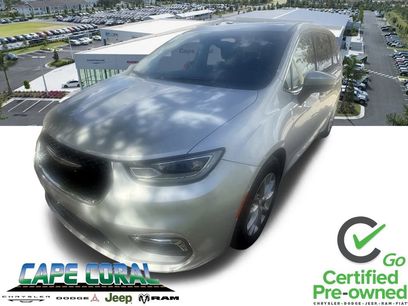 Used 2023 Chrysler Pacifica Touring-L