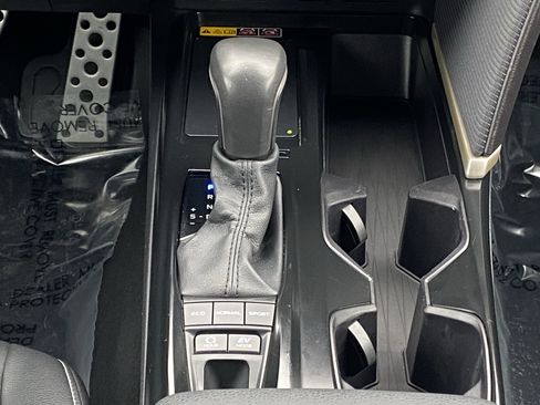 Certified 2025 Toyota Camry SE image 15