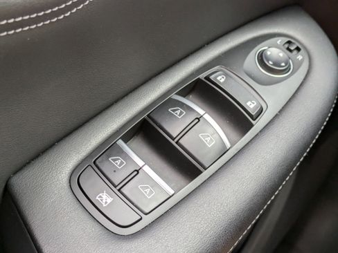 Used 2021 INFINITI QX50 Autograph image 24