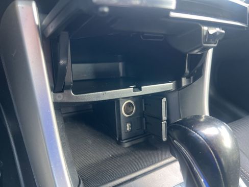 Used 2014 Honda Accord Sport image 29