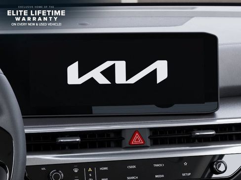New 2026 Kia Sorento LX FWD image 21