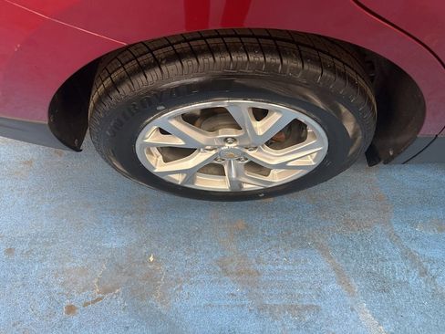 Used 2021 Chevrolet Equinox LT image 5