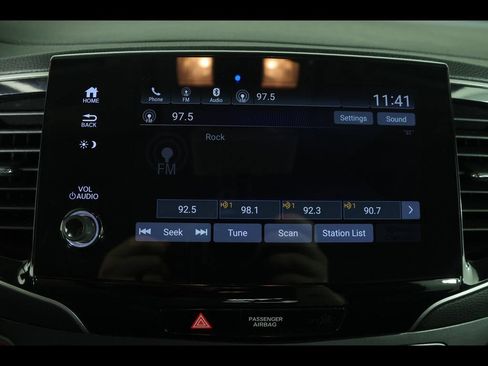 Used 2021 Honda Pilot EX-L image 19