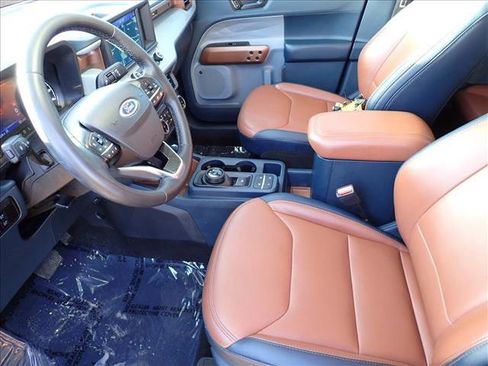 Used 2023 Ford Maverick Lariat w/ Lariat Luxury Package image 10