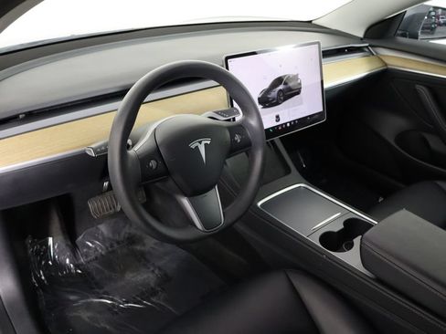 Used 2023 Tesla Model 3 Standard Range RWD image 22