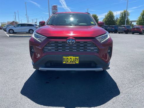 Used 2021 Toyota RAV4 Limited AWD/4WD image 16