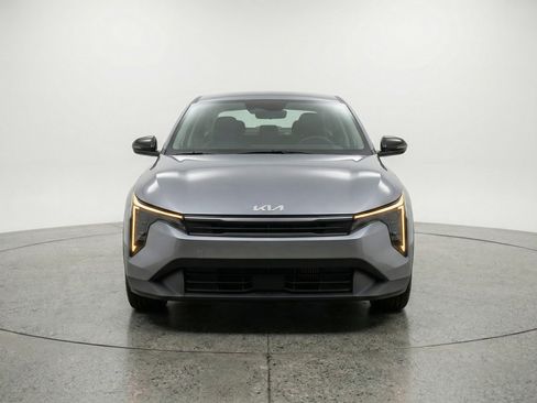 Used 2025 Kia K4 LXS image 2