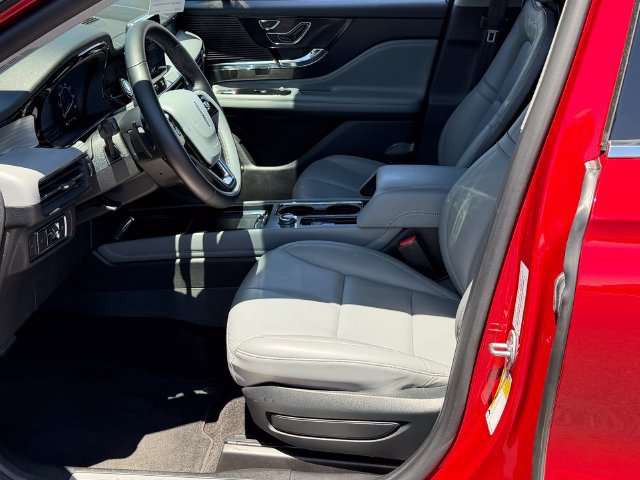 Used 2022 Lincoln Corsair AWD w/ Equipment Group 101A image 22
