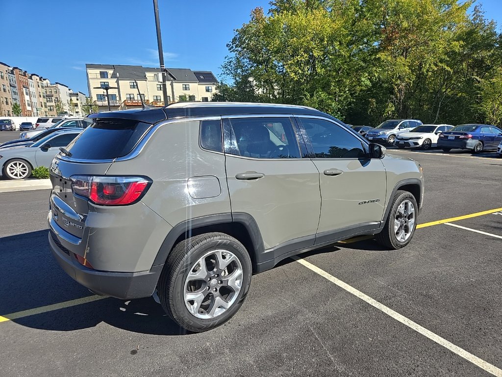 Used 2019 Jeep Compass Limited AWD/4WD image 5