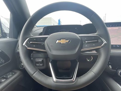 New 2026 Chevrolet Suburban Premier w/ Sun And Tow Package AWD/4WD image 29