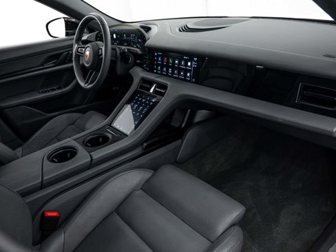 Certified 2022 Porsche Taycan 4S AWD/4WD image 14
