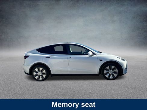 Used 2020 Tesla Model Y Performance image 6