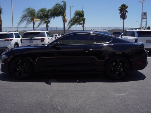 Used 2022 Ford Mustang GT Premium w/ Equipment Group 401A RWD image 7