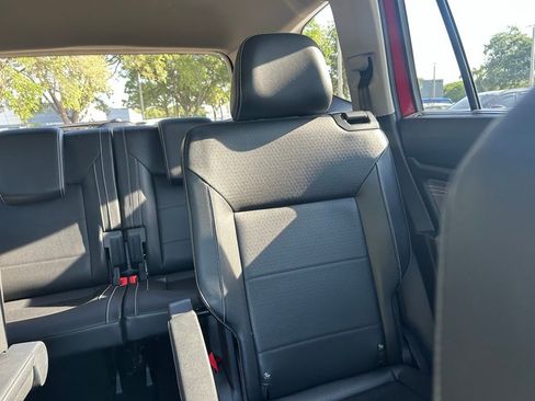 Used 2022 Volkswagen Atlas SE w/ Panoramic Sunroof Package image 14