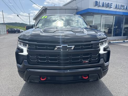 Used 2024 Chevrolet Silverado 1500 LT Trail Boss w/ Convenience Package II AWD/4WD image 8