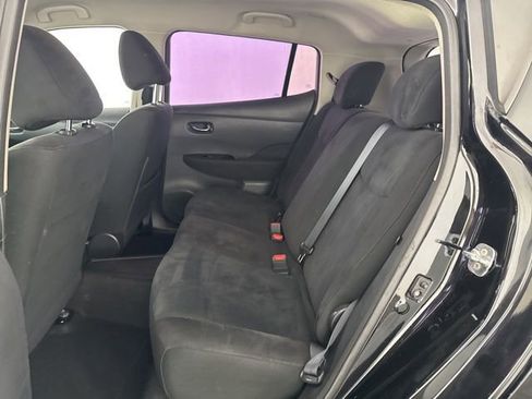 Used 2016 Nissan Leaf SV image 29