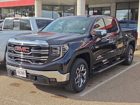 New 2026 GMC Sierra 1500 SLT image 1