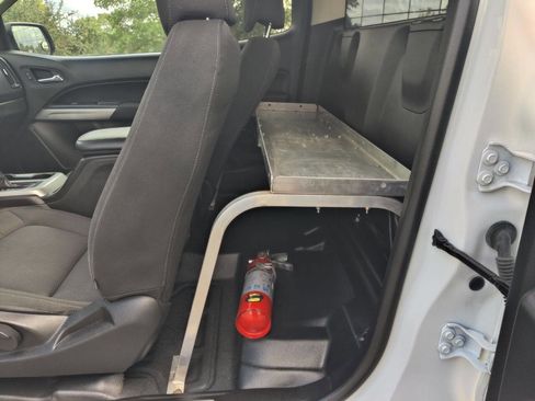 Used 2022 Chevrolet Colorado LT w/ Fleet Safety Package image 24