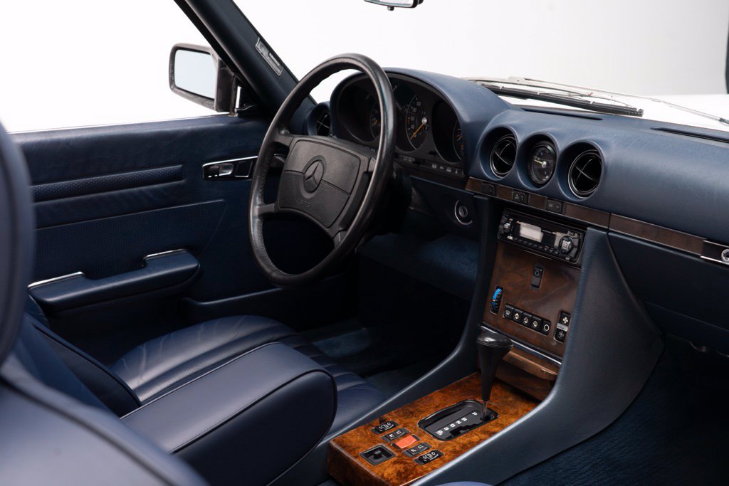 Used 1988 Mercedes-Benz 560 SL image 37