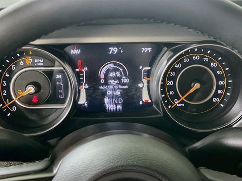 Used 2023 Jeep Gladiator Sport AWD/4WD image 12