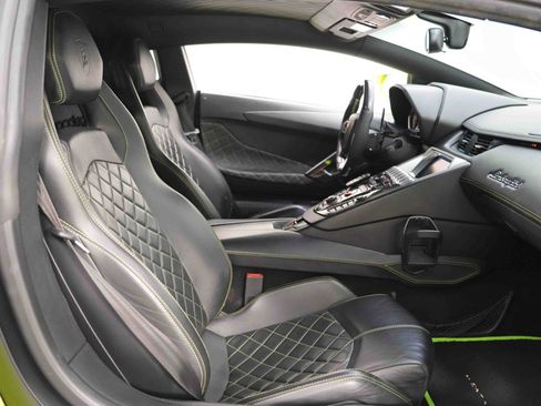 Used 2015 Lamborghini Aventador LP 700-4 image 25