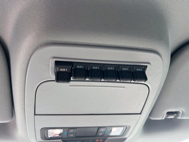 Used 2025 Ford F350 XL AWD/4WD image 22