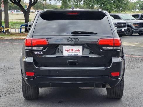 Used 2021 Jeep Grand Cherokee Laredo X RWD image 5