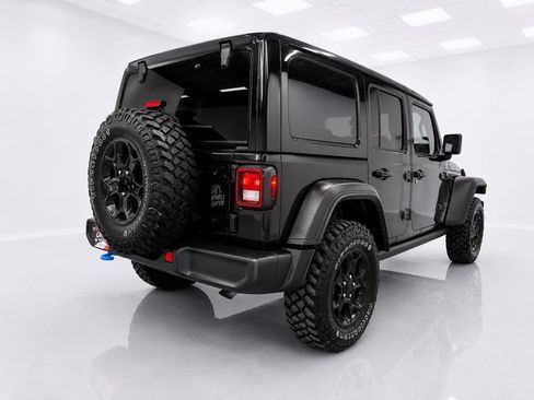 Used 2023 Jeep Wrangler Unlimited w/ Sun & Screen Package AWD/4WD image 7