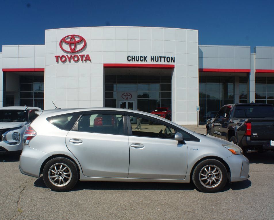 Used 2015 Toyota Prius V Three FWD image 1