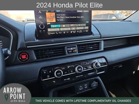 Used 2024 Honda Pilot Elite image 25