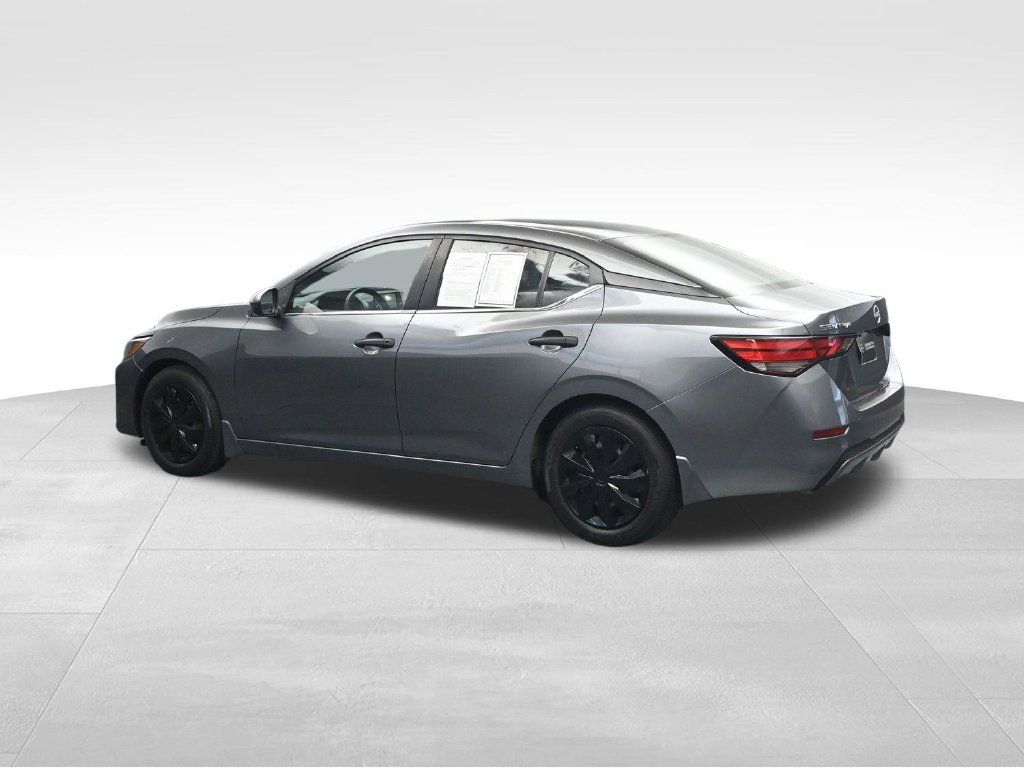 Used 2024 Nissan Sentra S FWD image 3