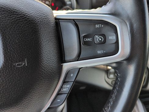 Used 2022 RAM 1500 Big Horn AWD/4WD image 18