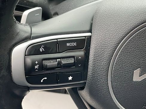 Used 2023 Kia Sportage EX image 28