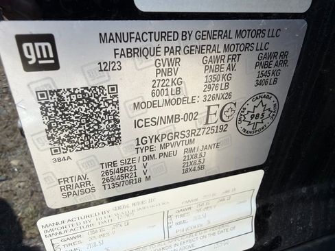 Used 2024 Cadillac XT6 Sport w/ Technology Package AWD/4WD image 17