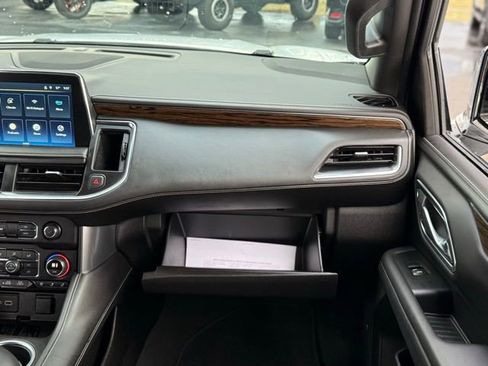 Used 2023 Chevrolet Tahoe Premier image 32